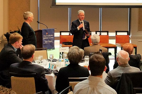 Jack Gibson receives Gottheimer Malecki Memorial Award at CPCU Dallas Chapter event