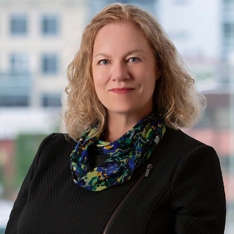 Headshot of Carol McClarnon