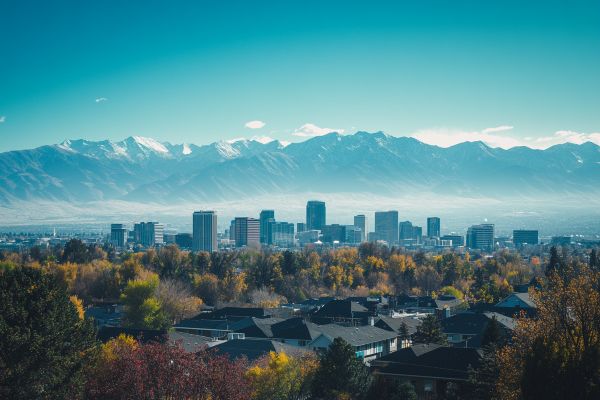 skyline view of Salt Lake City, Utah with mountains in the background