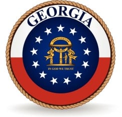 A rope circles the word GEORGIA and a blue circle with the coat of arms surrounded by 13 stars