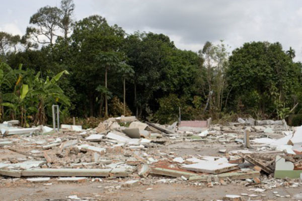 House destroyed by storm turned into a pile of rubble